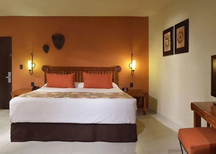Catalonia Yucatan Hotel 3*