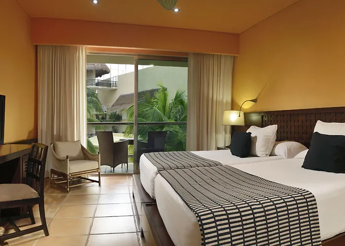 Catalonia Yucatan 3*