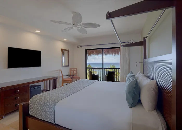 Catalonia Yucatan Hotel 3*